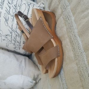 Dansko Tamia Wedge Sandal size 37